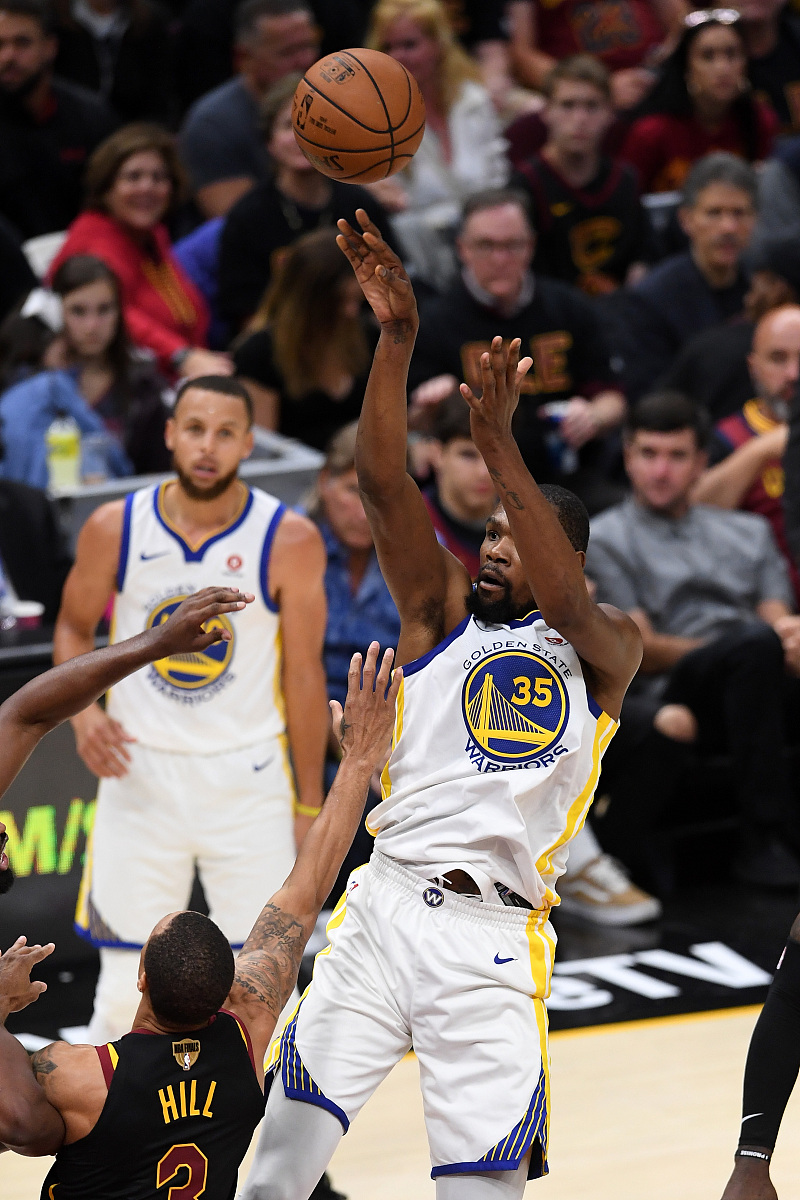 lol主题包-里程碑夜瓦伦西亚状态回暖，NBA常规赛赛后刷纪录，气氛紧张，阵容厚度经受考验的简单介绍