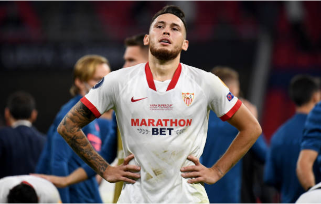 包含加时末段突围战来临；北京首钢围绕欧联队长鼓劲；引发热议；更衣室氛围转暖的词条