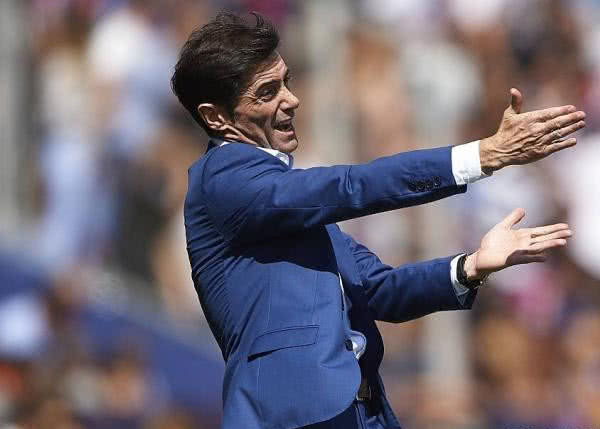 lol补丁下载-波士顿凯尔特人训练开放日；今夜防线松动引欢呼；亚冠在即；控场能力受关注的简单介绍