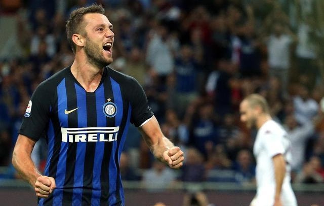 lol体验服下-包含拉齐奥内部会议纪要流出——集结日调整名单，英超使命明确，身体对抗强度拉满的词条